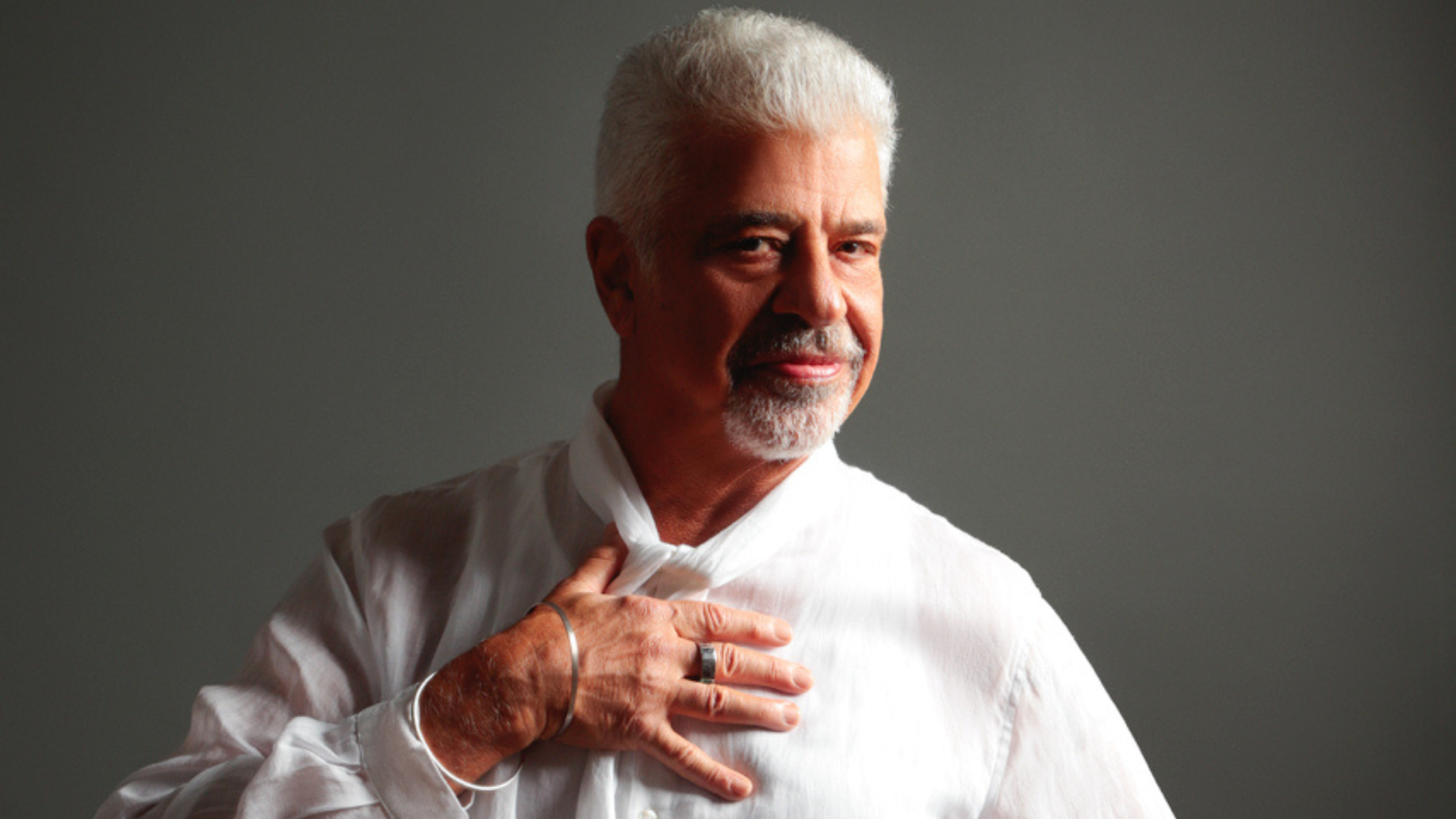 Lulu Santos — foto oficial